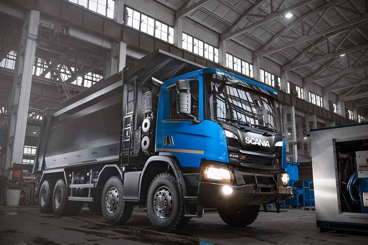 Самосвал SCANIA ODIN L P440 B8X4HZ с пакетом TX