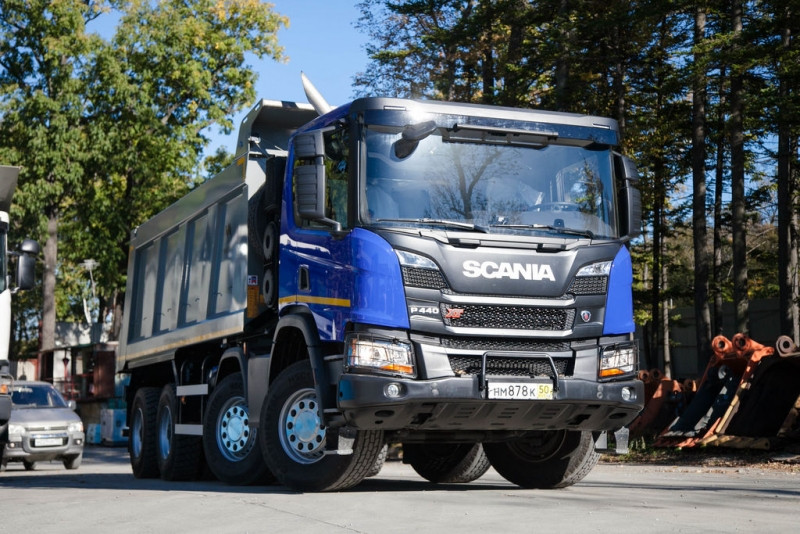 Самосвал SCANIA P440 B8X4HZ с пакетом XT